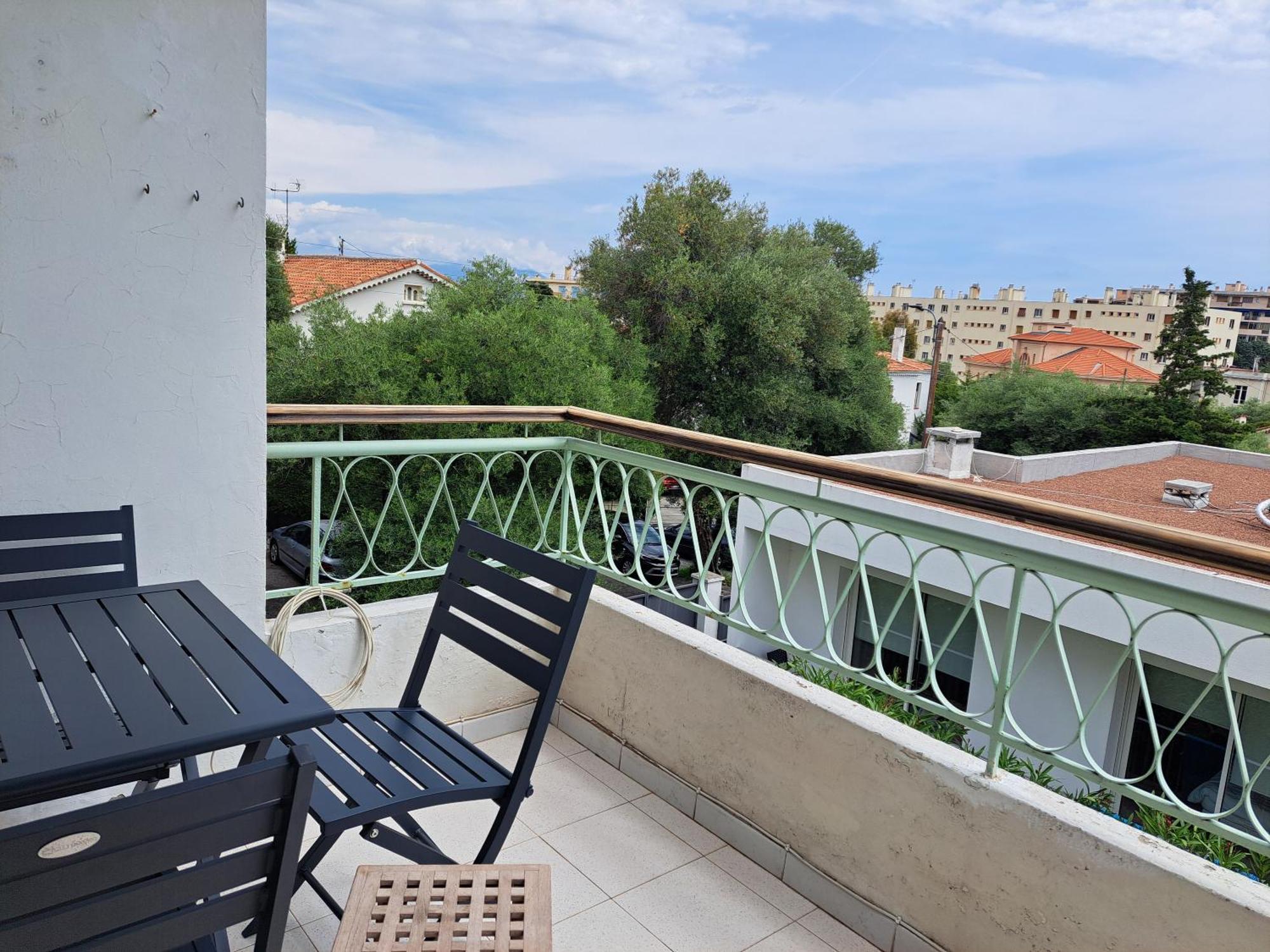 Au Calme, Plages A Pieds Antibes Exterior photo